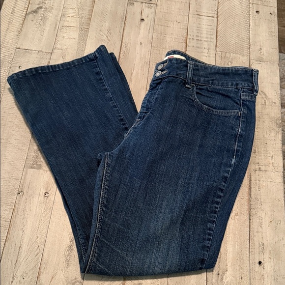 Levi's 526 Slender Boot Dark Blue Jeans Sz 32x32 Women Coastal Cowboy Y2K style - Picture 1 of 9